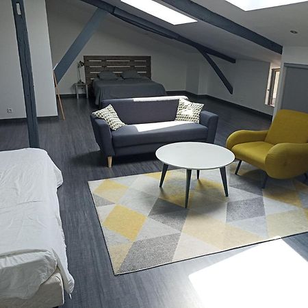 Hotel Le Coustalou Livinhac-le-Haut Zewnętrze zdjęcie