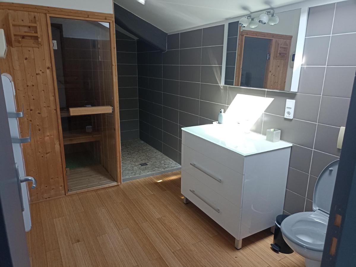 Hotel Le Coustalou Livinhac-le-Haut Zewnętrze zdjęcie